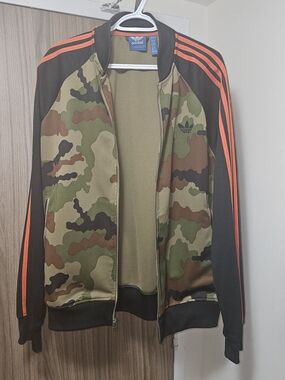 Unique Adidas Men’s Camouflage Track Jacket with Orange Stripe Accents Rare